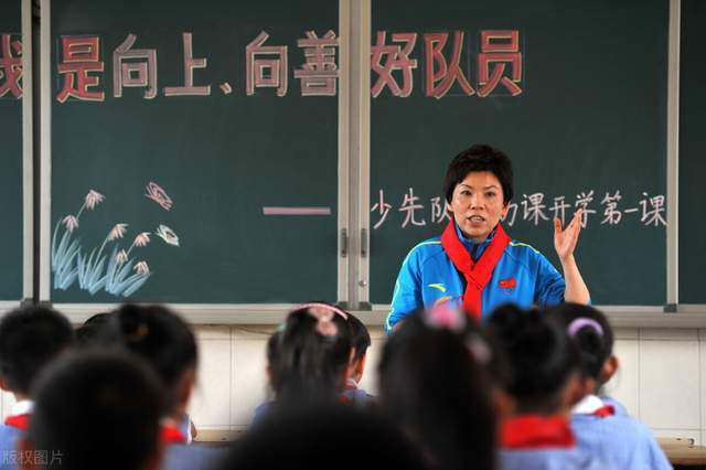 朱竹清被到爽高潮痉挛广告